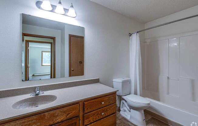 Woodland Park Apartments, Anoka, MN