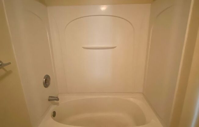 Midtown 2 bedroom 1.5 bathroom