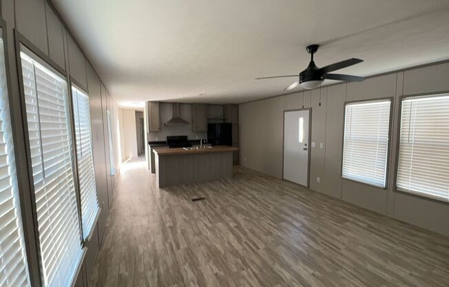 3 beds, 2 baths, 1,064 sqft, $1,300, Unit Lot 149