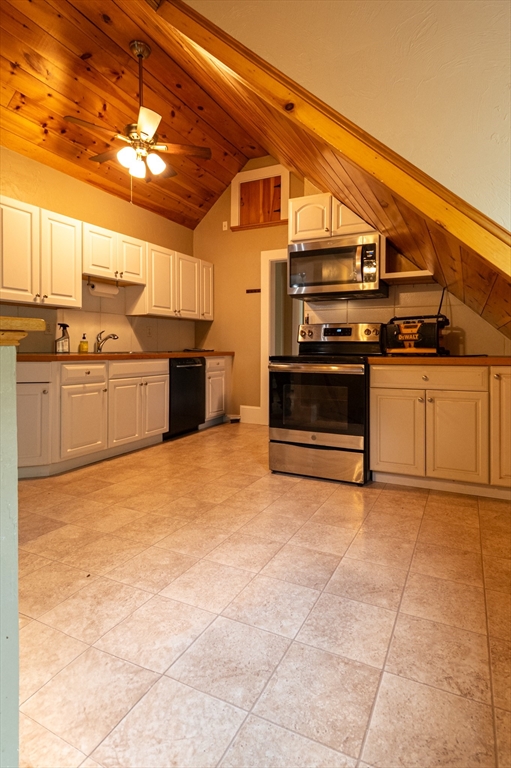 132 B CEDAR ST
