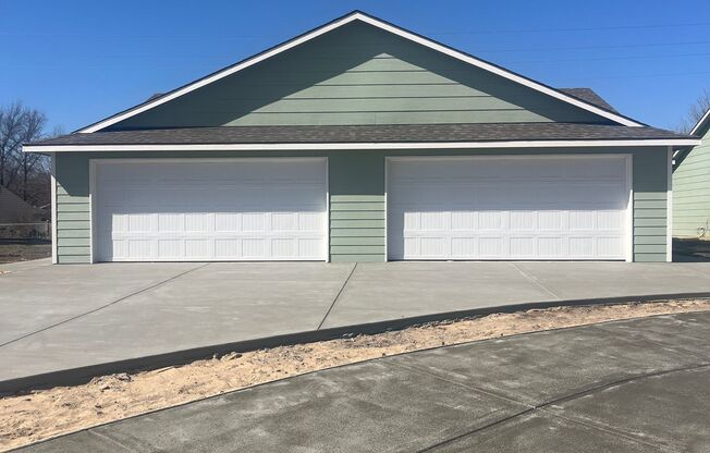 Brand-New Duplex – Available May 1, 2025!
