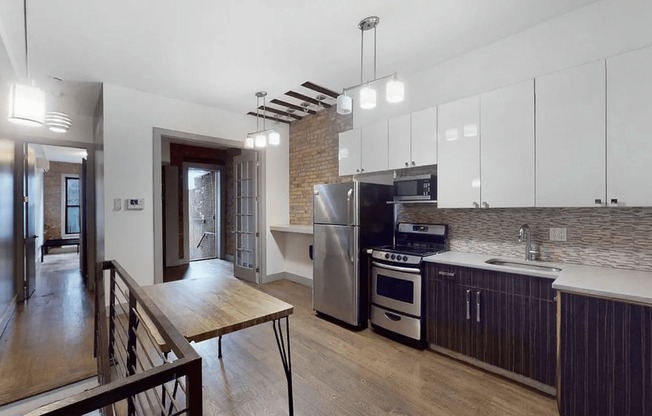 71 STUYVESANT AVE