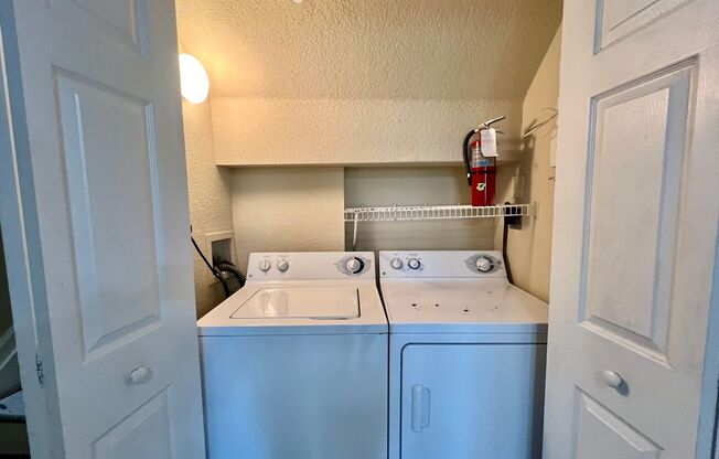 1 bed, 1 bath, $1,300, Unit # 136