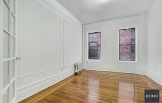 2 beds, 1 bath, $4,199, Unit 3D