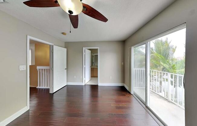 12751 SW 28 CT