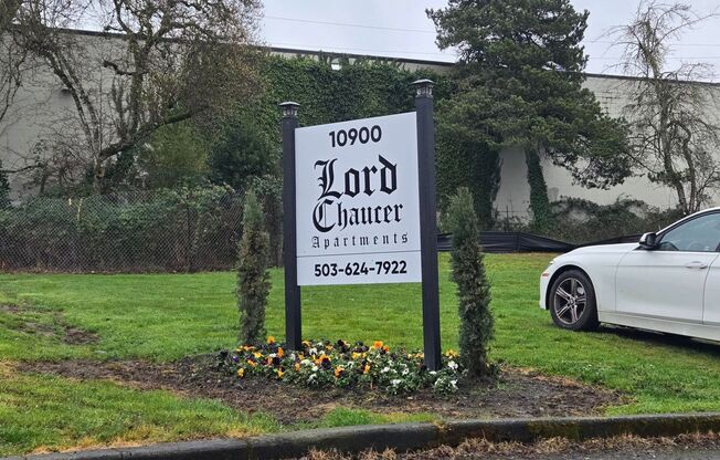 #273 LORD CHAUCER APARTMENTS