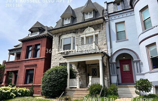 3671 RUSSELL BLVD