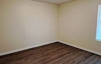 1 bed, 1 bath, $735