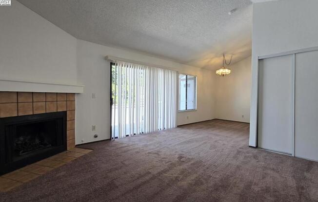 6318 JOAQUIN MURIETA AVE