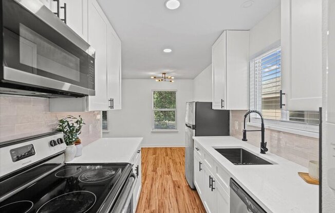 3438 WILLOWRUN DR