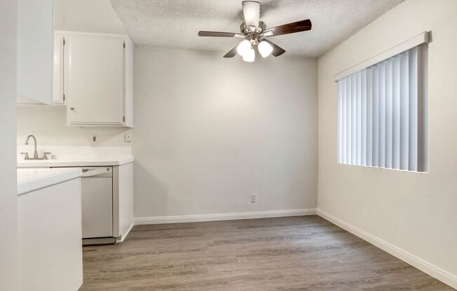 824 Maple St in Ocean Park neighborhood in Santa Monica!  Walk to Main St and the beach.