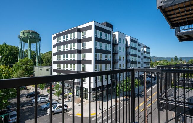 Studio, 1 bath, 351 sqft, $1,349, Unit Unit 408 - Furnished