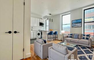 101 W 126 ST