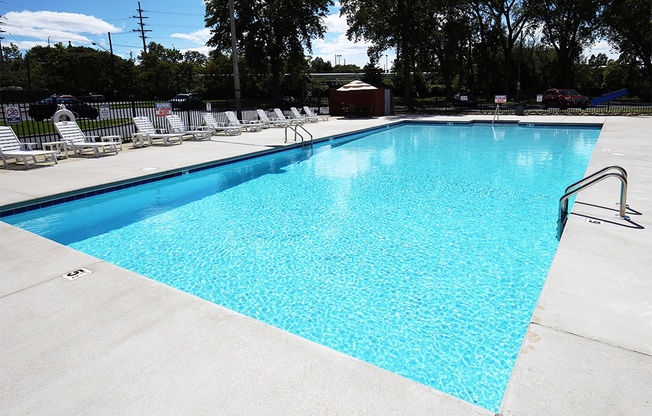 Edgewater Landing Pool