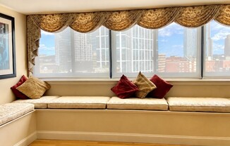 1 bed, 1 bath, 935 sqft, $3,300, Unit 14J