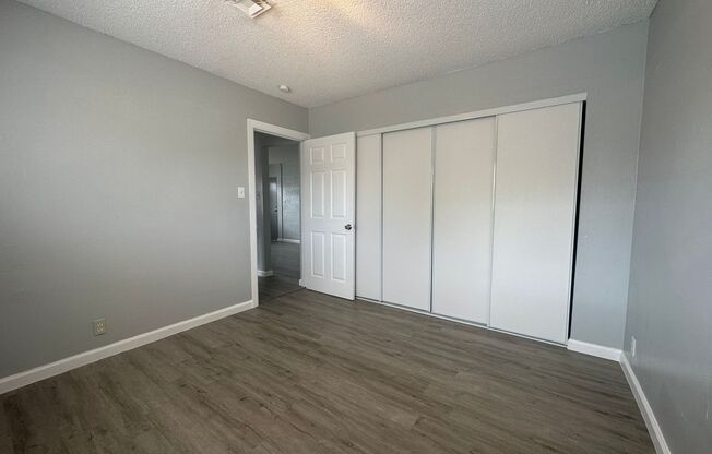 2 beds, 1 bath, $875