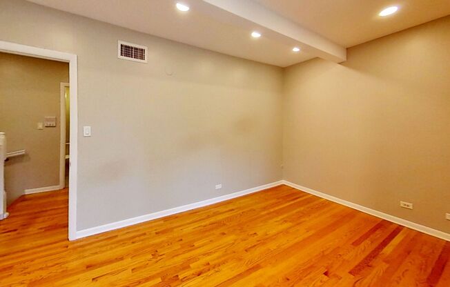 2 beds, 2 baths, $3,000, Unit BK 1