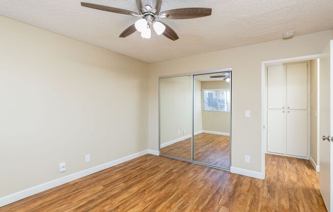 1 bed, 1 bath, 555 sqft, $1,795, Unit 49