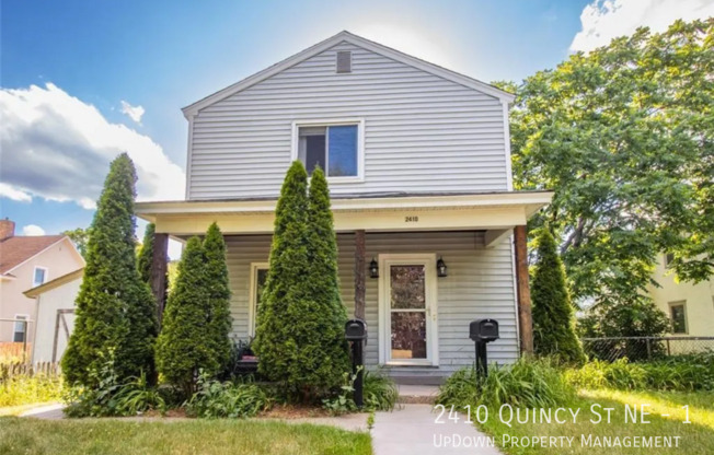 2410 Quincy St NE