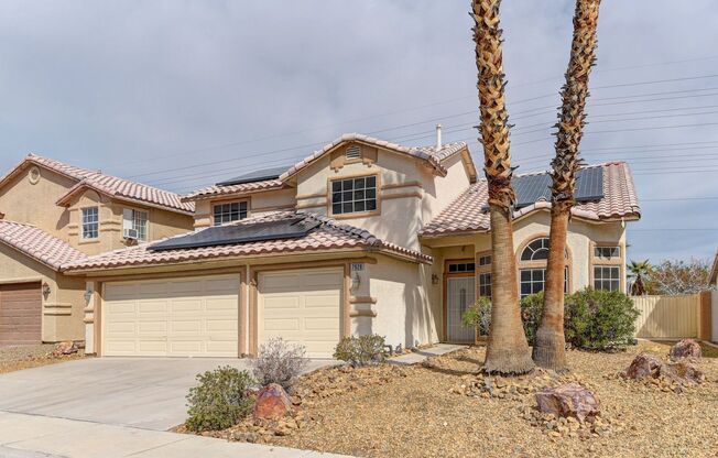 AMERICANA Property Mgmt - Great 2 story, 4 beds house with pool in Desert Shores