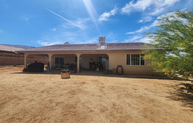 Beautiful 3 Bedroom 2 Bath!