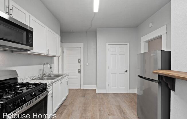 1221 N Monroe St