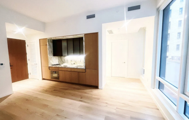 1 bed, 1 bath, 632 sqft, $6,200, Unit 3D