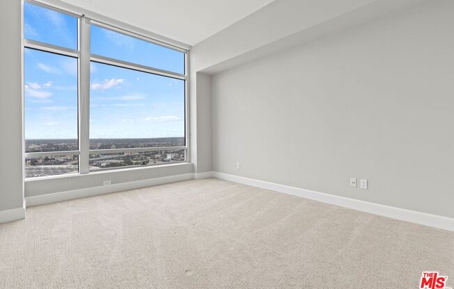 2 beds, 3 baths, 1,870 sqft, $8,250, Unit 28B