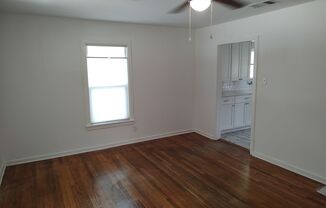 2 beds, 1 bath, $2,100