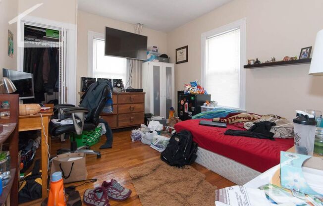 52 Falkland St #1A Boston MA 02135