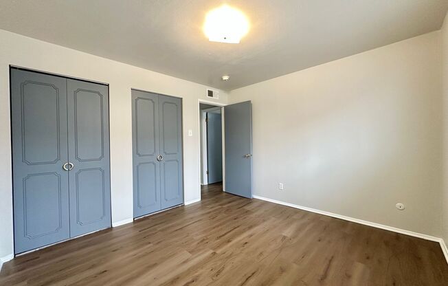 2 beds, 1 bath, 900 sqft, $995, Unit 7422 - 1C