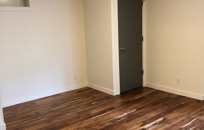 Welcome to the Tia Apartments!