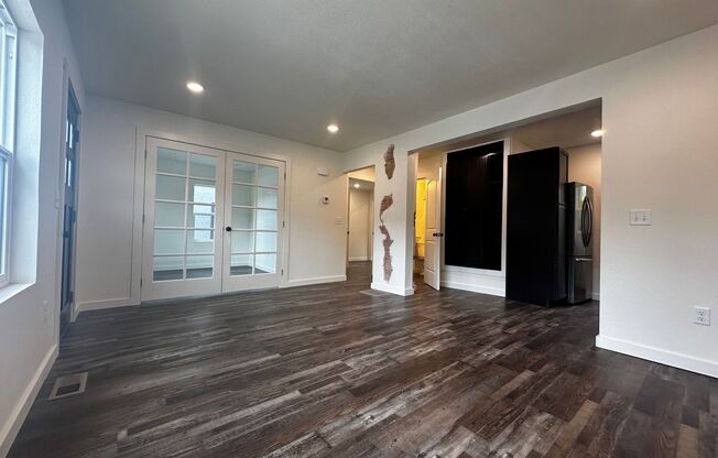 Beautiful and Completely Remodeled 4-bedroom Home