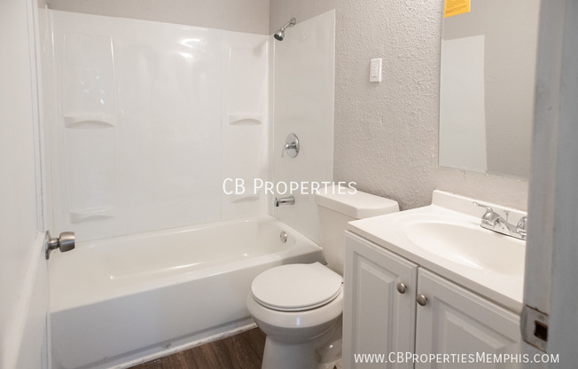 2 beds, 1 bath, 1,266 sqft, $995