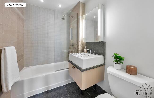 1 bed, 1 bath, 715 sqft, $4,995, Unit 5C
