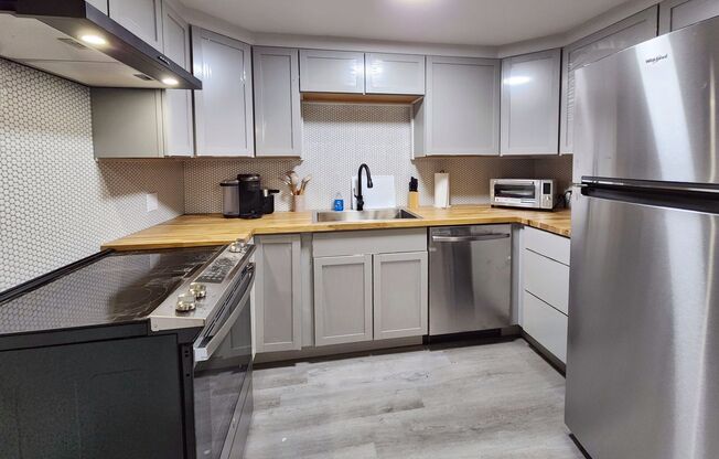 1 bed, 1 bath, $1,500, Unit # 1