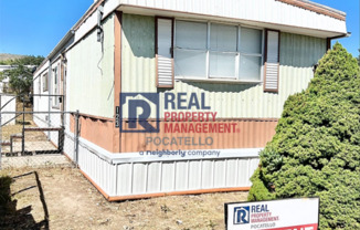 2 Bedroom 1 Bath Mobile Home - Pets negotiable