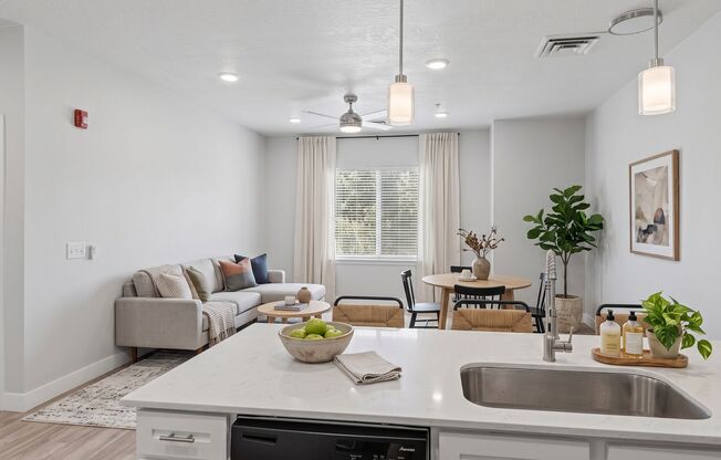Grand at Midvale