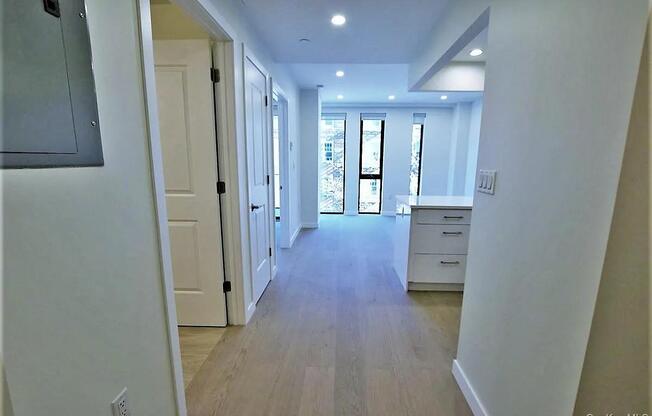 1 bed, 1 bath, 565 sqft, $3,154, Unit 3C