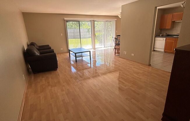 Willowbend 2BR 2BA, 1CGar