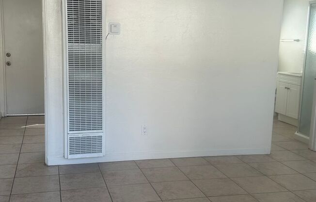 Studio, 1 bath, $1,600, Unit Apt 2