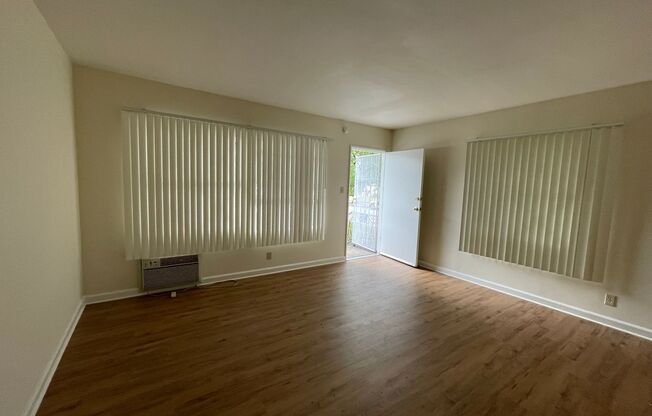 1137 E. California Ave. Glendale