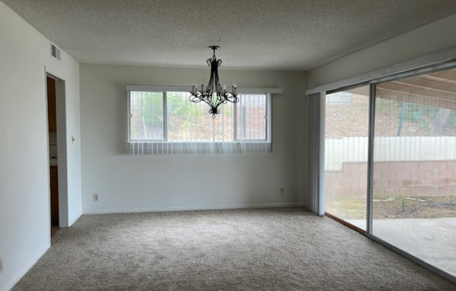 Hillside 3 Bed / 1 3/4 Bath Ranch Style Home Nestled In A Secluded Cul-de-sac
