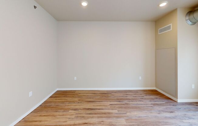 1 bed, 1 bath, 851 sqft, $1,425, Unit 545A-208
