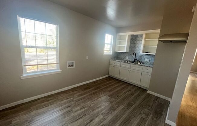 3 beds, 1 bath, $1,395