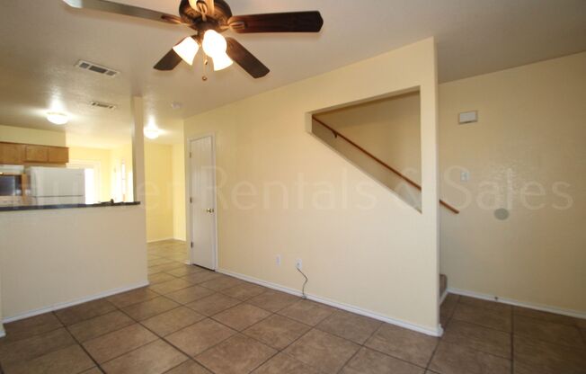 2 beds, 1.5 baths, $875, Unit Unit C