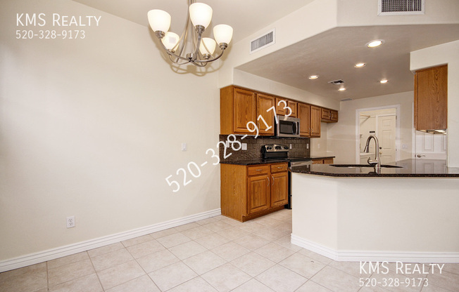 635 E HARVILLE DR