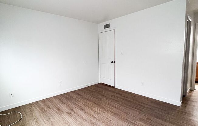 3 beds, 2 baths, 1,100 sqft, $1,745, Unit 105