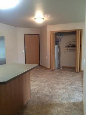 2 beds, 1 bath, 991 sqft, $895, Unit 210