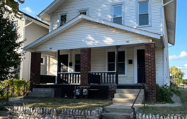 490-492 E Jenkins Ave